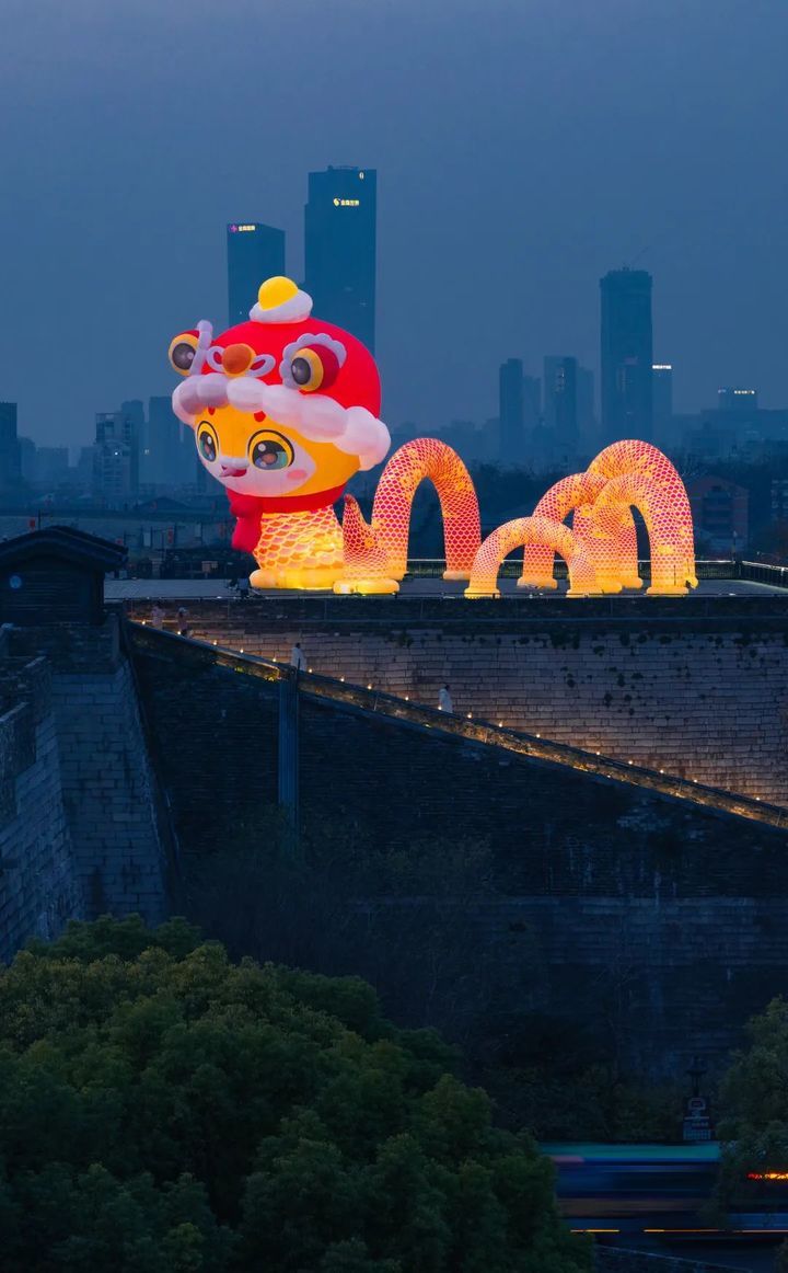 今年的秦淮灯会，得这么逛才行呀！