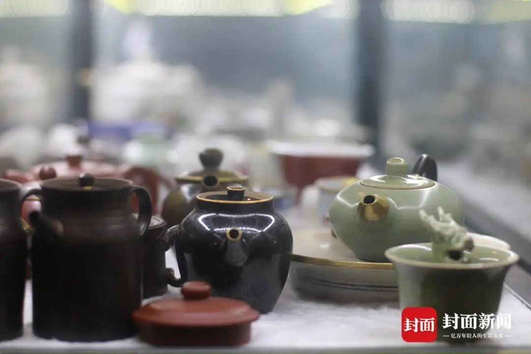 非遗界的“妙手回春” ：他用锔瓷技艺让破碎瓷器“破镜重圆”