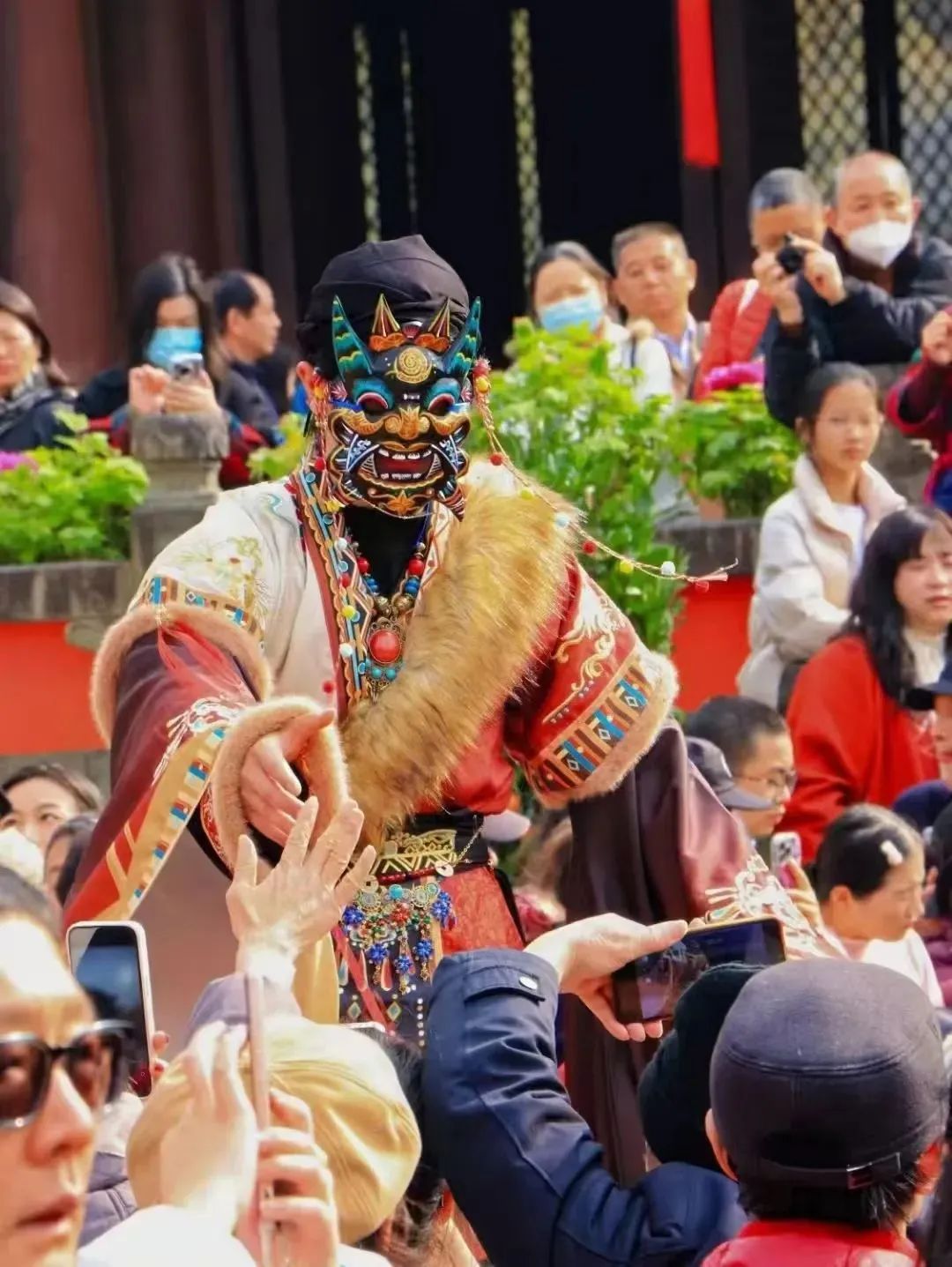 春节，杭州此地爆火！游客惊叹：跟《国色芳华》剧中一样