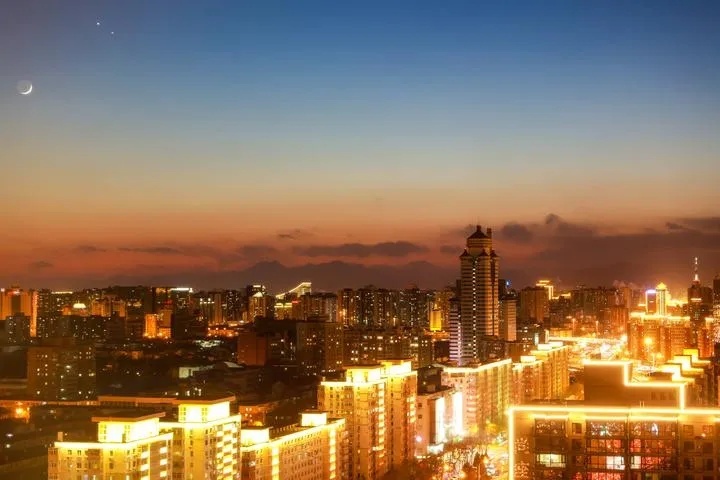 双星“抱”月,就在明天,准备观赏! 双星“抱”月,就在明天,准备观赏!