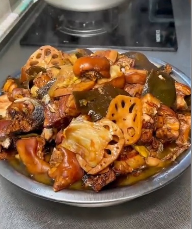 一觉醒来，山东一道名菜被全网盯上了！网友：当地人出来解释一下