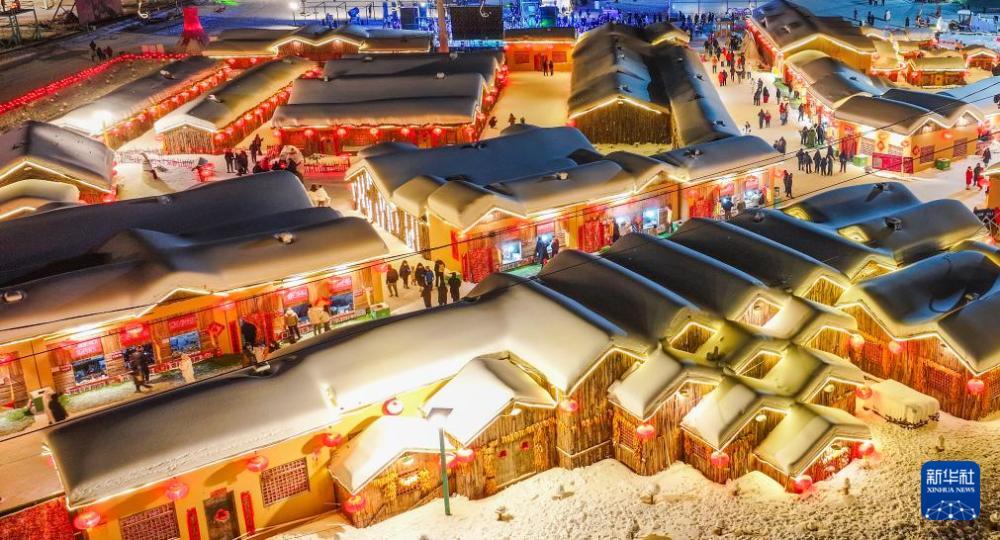 新春佳节 各地灯火璀璨