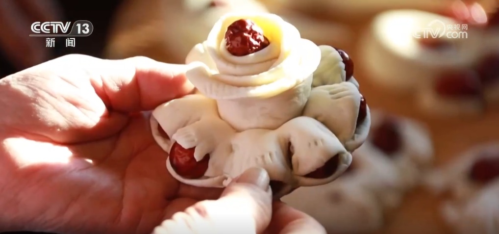 热气腾腾“蒸”出幸福味 多彩花馍点亮美好生活