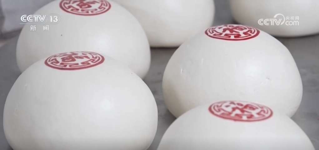 热气腾腾“蒸”出幸福味 多彩花馍点亮美好生活