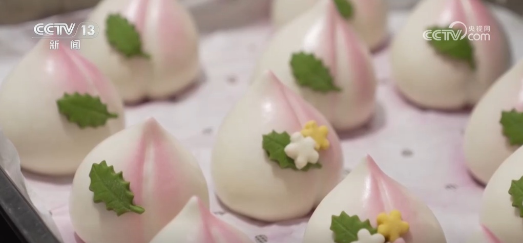 热气腾腾“蒸”出幸福味 多彩花馍点亮美好生活