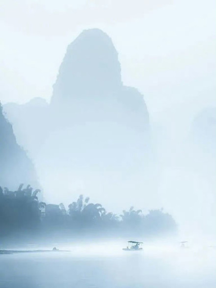 美如画！春节限定版烟雨漓江