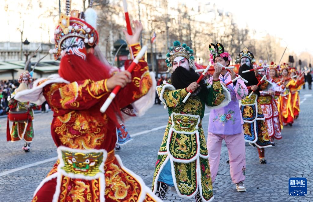 中国英歌亮相香街 中国英歌亮相香街