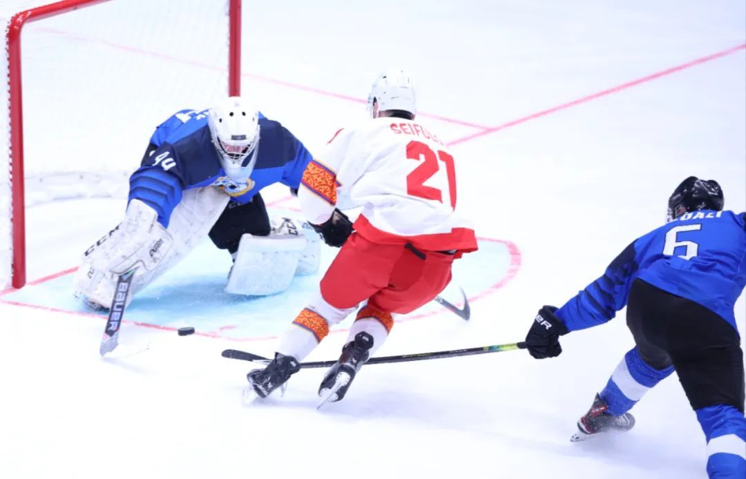 亚冬会男子冰球率先开赛 吉尔吉斯斯坦队取得首胜 亚冬会男子冰球率先开赛 吉尔吉斯斯坦队取得首胜