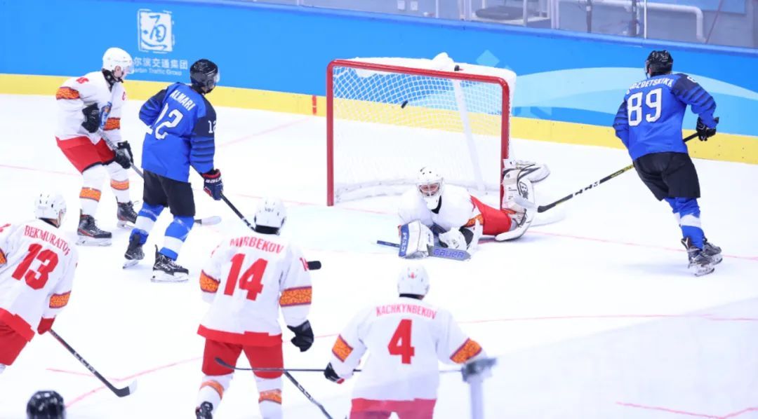 亚冬会男子冰球率先开赛 吉尔吉斯斯坦队取得首胜 亚冬会男子冰球率先开赛 吉尔吉斯斯坦队取得首胜