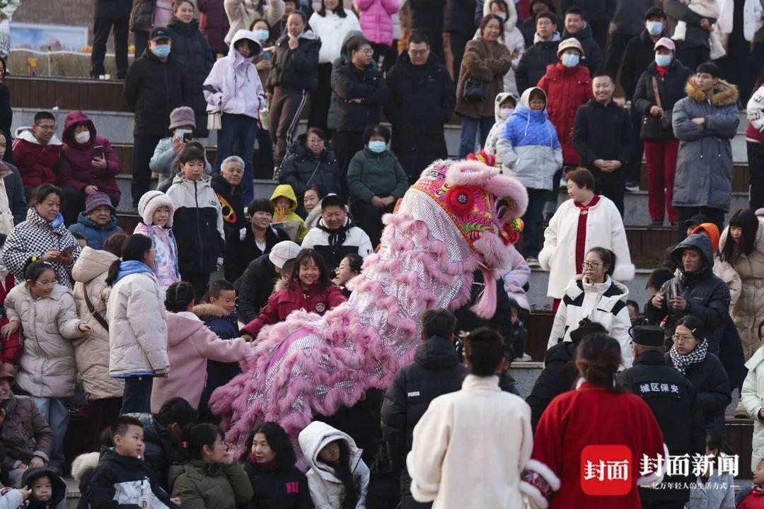 打铁花、舞龙舞狮……对话山西春节文化背后的民间艺人