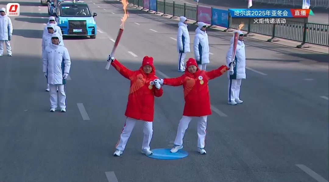 这位民警,亚冬会火炬手! 这位民警,亚冬会火炬手!