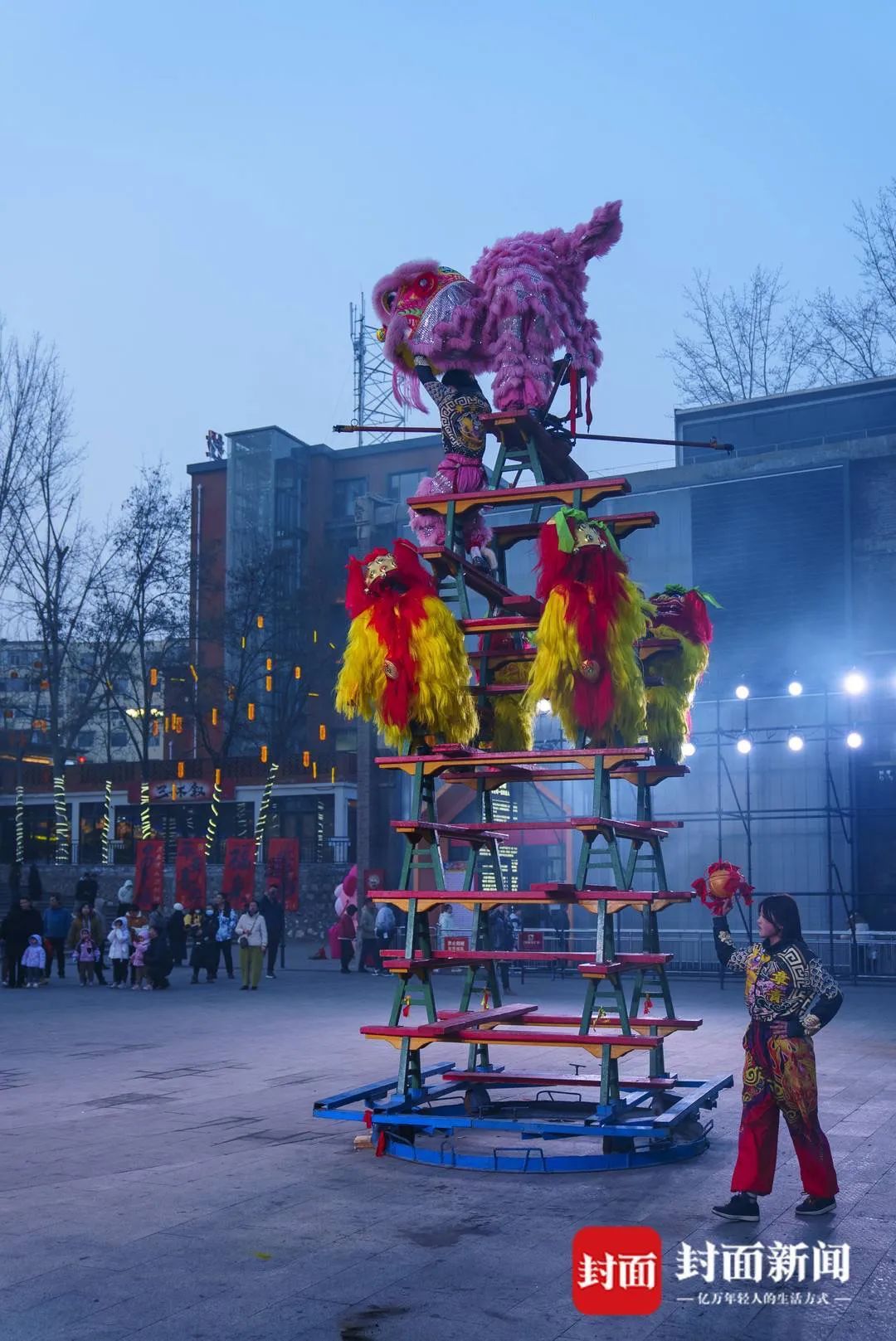打铁花、舞龙舞狮……对话山西春节文化背后的民间艺人