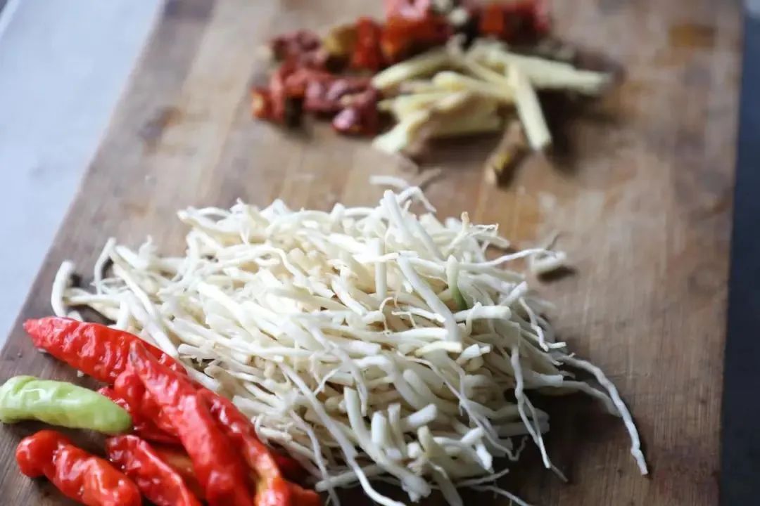 云南人的春天，从舌尖开启