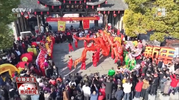 赏花灯、逛庙会、品民俗 跟着年俗去打卡 赏花灯、逛庙会、品民俗 跟着年俗去打卡