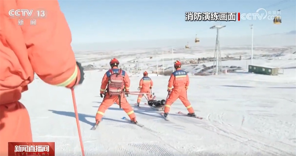 感谢!他们坚守岗位、奋战一线 只为守护更多人的团圆 感谢!他们坚守岗位、奋战一线 只为守护更多人的团圆