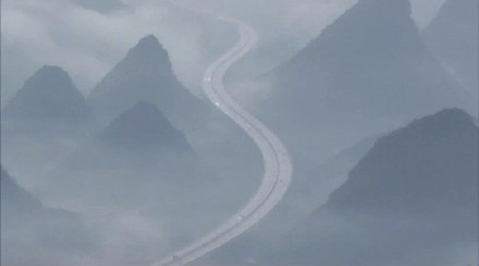 美如画！春节限定版烟雨漓江