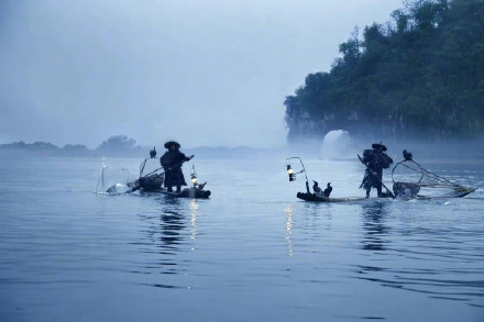 美如画！春节限定版烟雨漓江