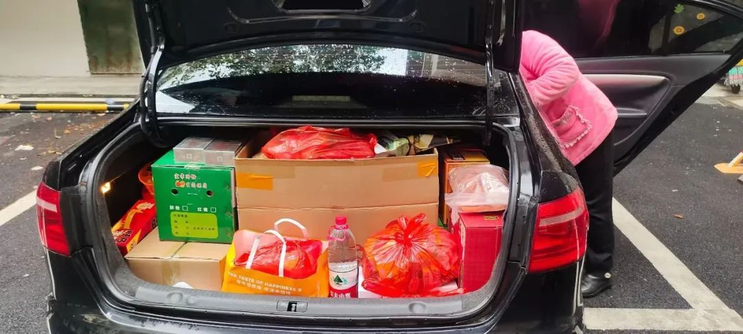 真的装不下了……