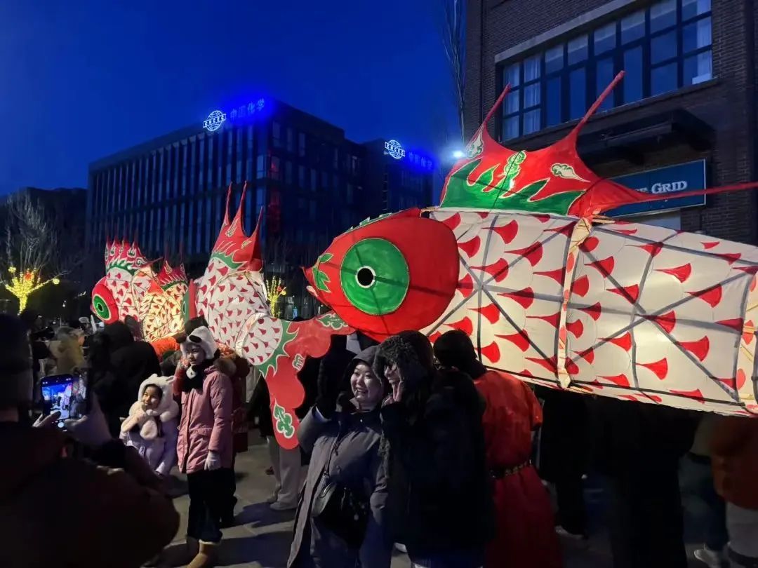 二次元+庙会!北京这里的年味够特别—— 二次元+庙会!北京这里的年味够特别——