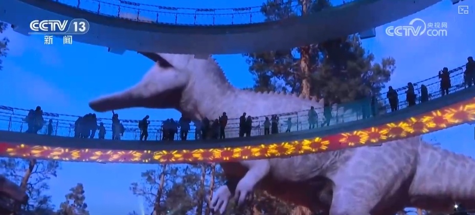 “花样”过大年解锁文化消费新场景 传统节日释放“新”活力 “花样”过大年解锁文化消费新场景 传统节日释放“新”活力