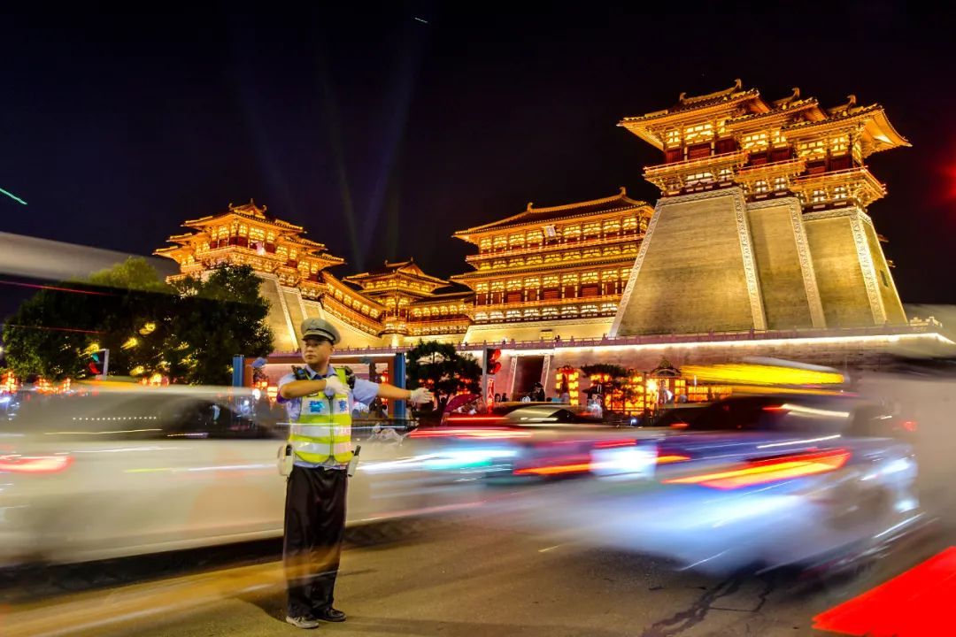 紧急通知：上班时间有变！