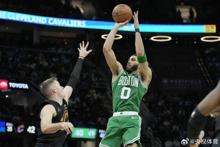 绿军四连胜凯尔特人112-105胜骑士
