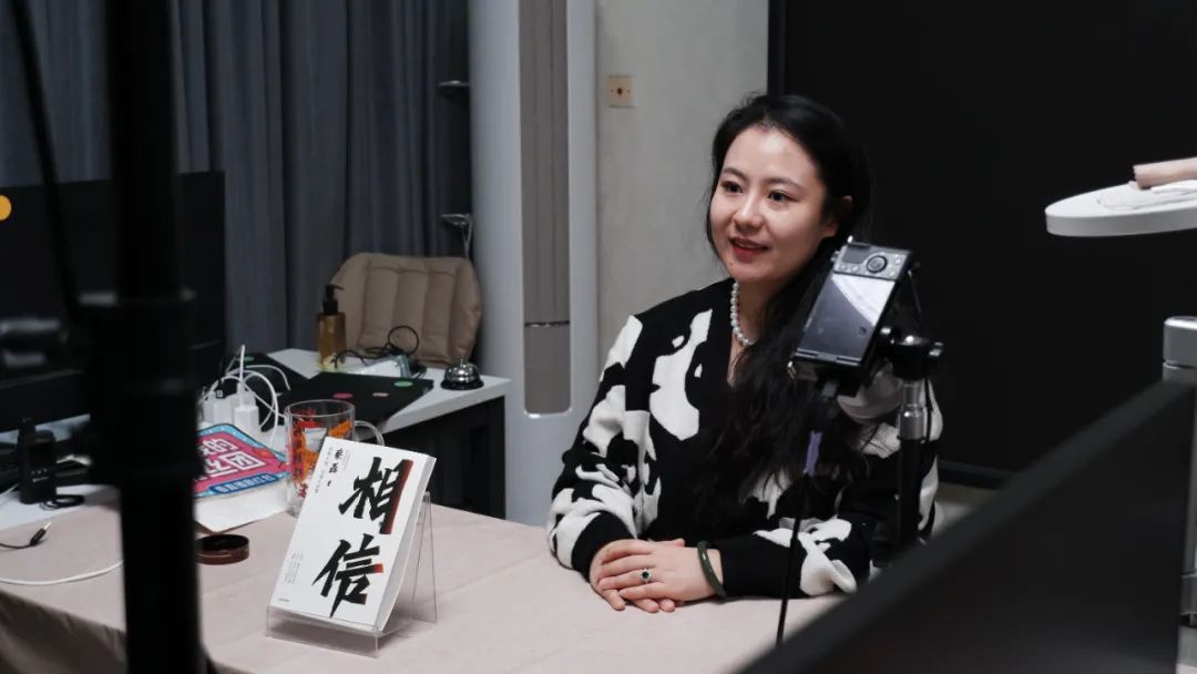 蔡磊妻子:攻克渐冻症需要更多“蔡磊” 蔡磊妻子:攻克渐冻症需要更多“蔡磊”