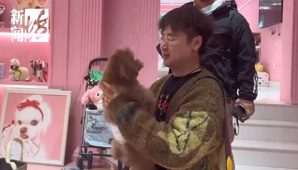 意外!上海男子直呼:比上班赚多了!但需警惕潜在风险→ 意外!上海男子直呼:比上班赚多了!但需警惕潜在风险→