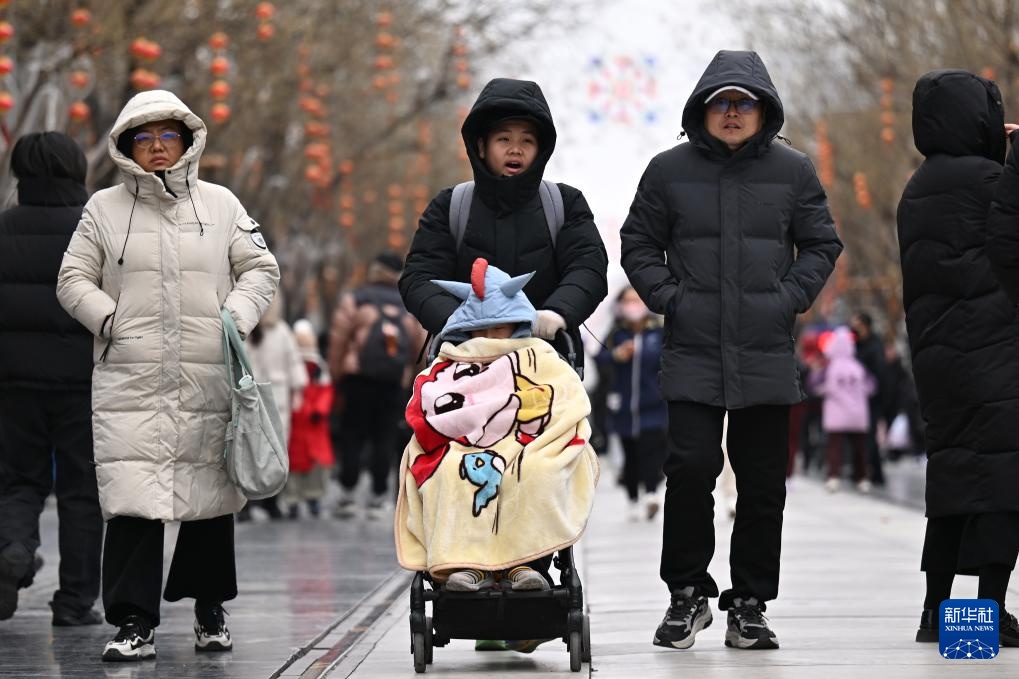 北京迎来大风降温天气