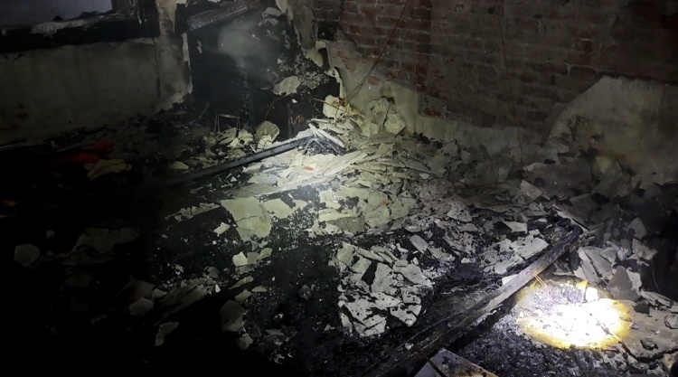 警惕！江西一居民出门不到4小时，家被烧得墙皮脱落