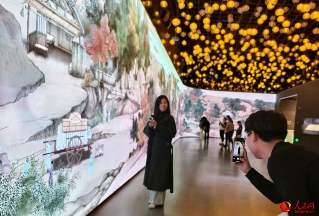 “首发”,火了! “首发”,火了!