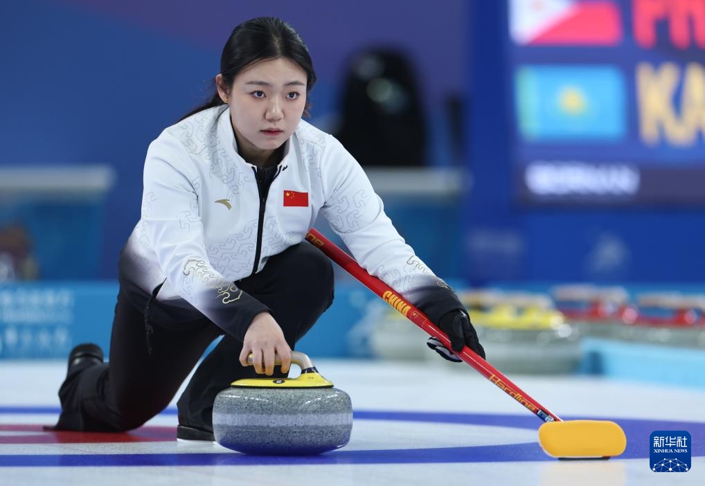 亚冬会冰壶——混双循环赛:中国队胜卡塔尔队 亚冬会冰壶——混双循环赛:中国队胜卡塔尔队