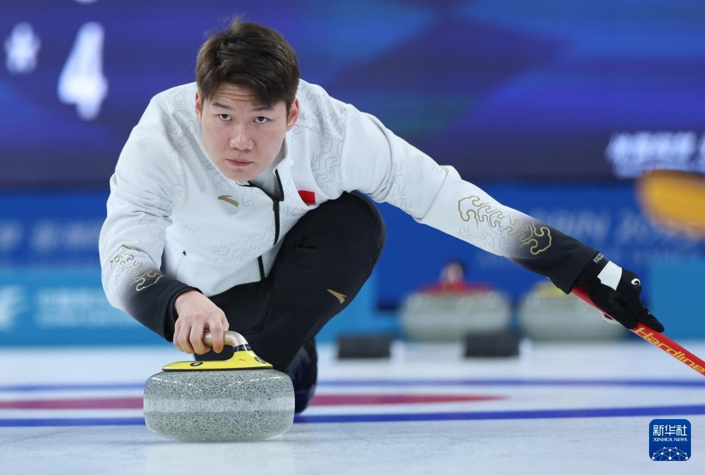 亚冬会冰壶——混双循环赛:中国队胜卡塔尔队 亚冬会冰壶——混双循环赛:中国队胜卡塔尔队