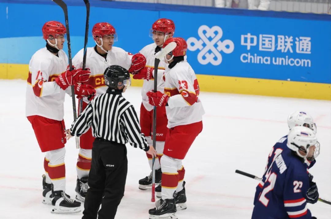 短道速滑首日中国队全项晋级 冰壶混双中国组合无缘决赛