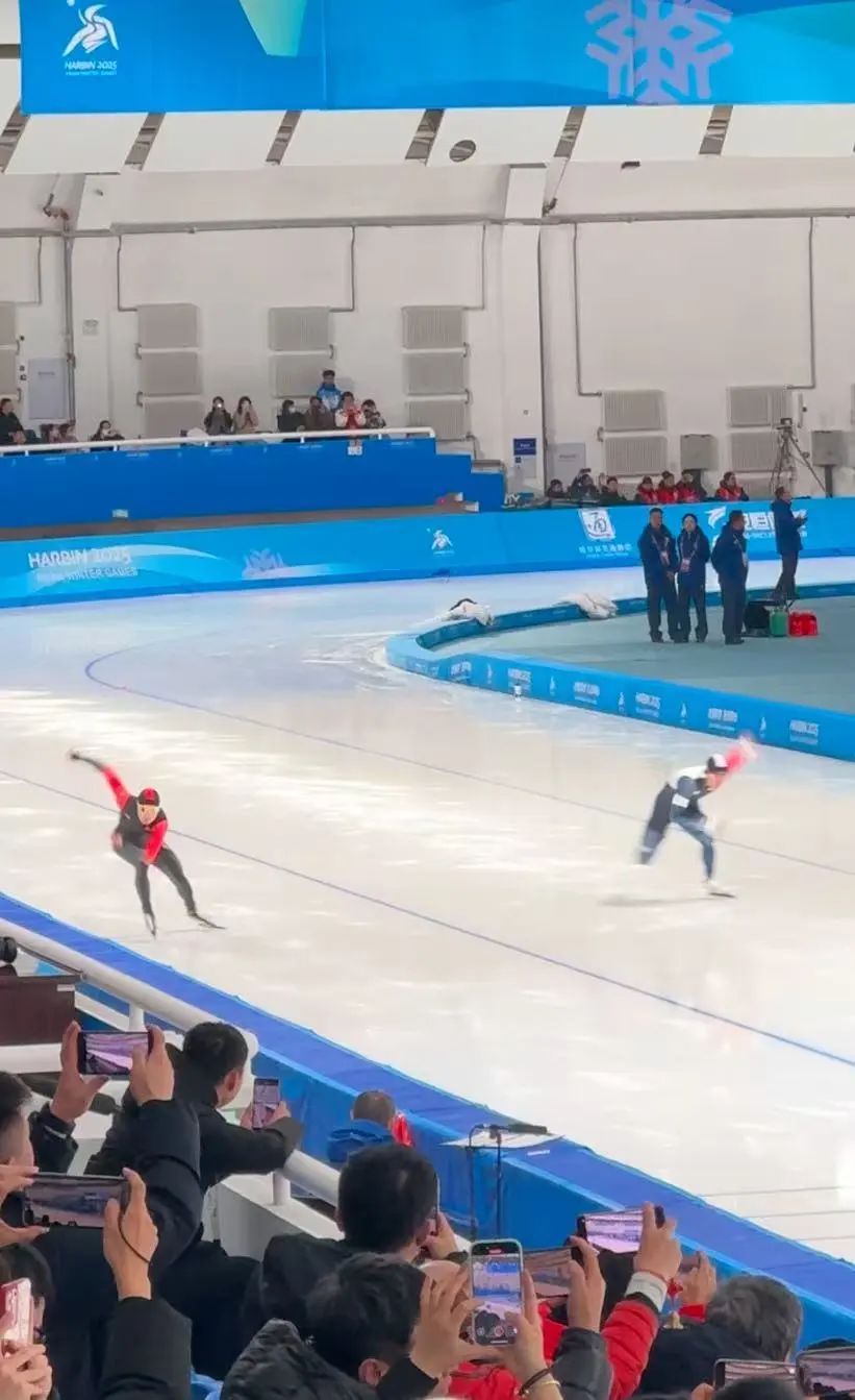 打破亚洲纪录和亚冬会赛会记录 高亭宇速度滑冰男子100米摘冠 打破亚洲纪录和亚冬会赛会记录 高亭宇速度滑冰男子100米摘冠