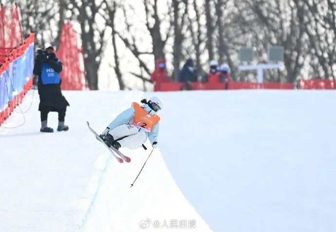 中国队首金！包揽冠亚军