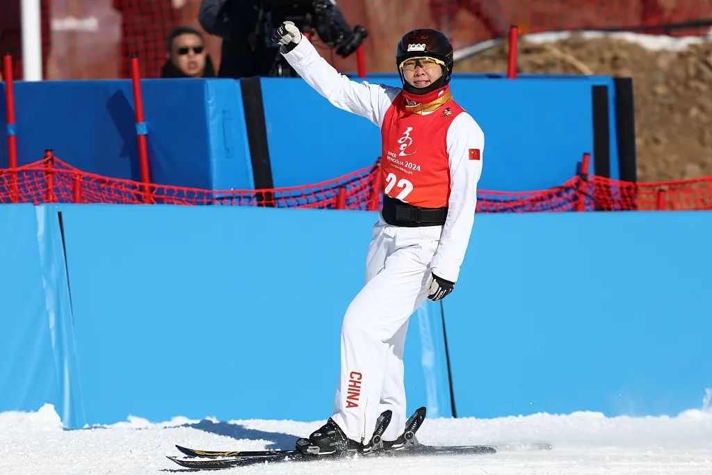 传奇上演!徐梦桃夺冠 传奇上演!徐梦桃夺冠