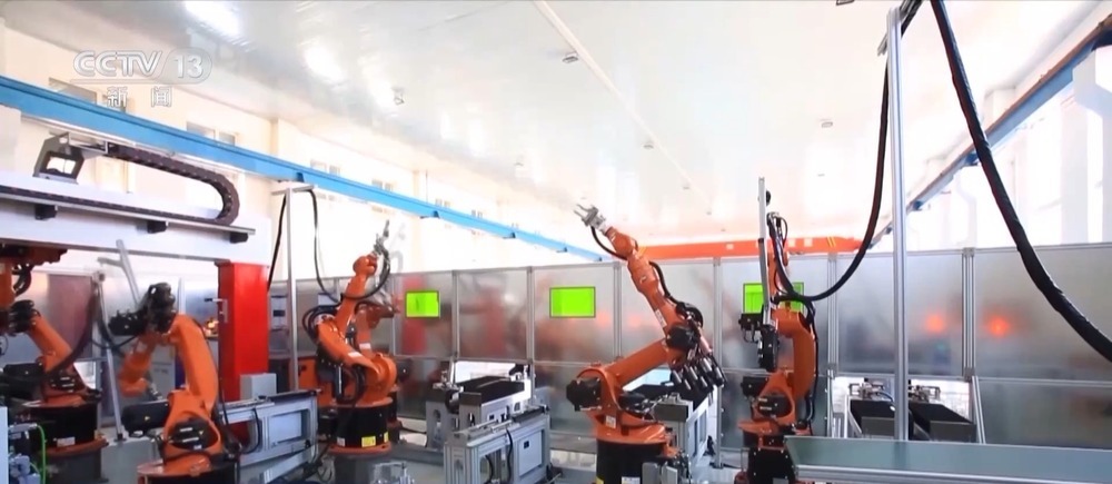 好嗨哟!夜幕哈尔滨 这些地方灯火通明→ 好嗨哟!夜幕哈尔滨 这些地方灯火通明→