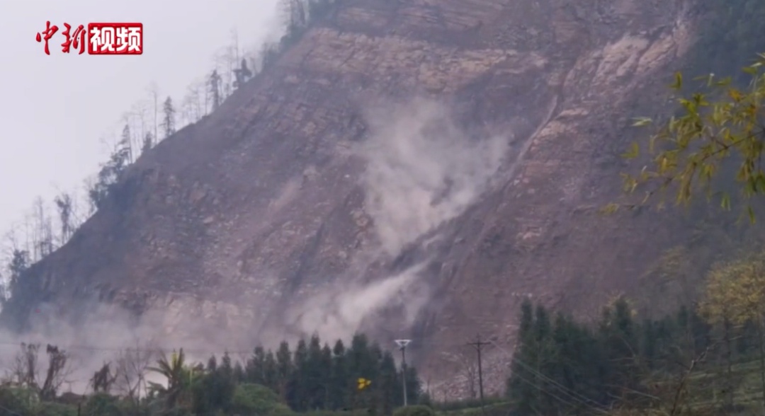 29人失联,四川山体滑坡最新进展→ 29人失联,四川山体滑坡最新进展→