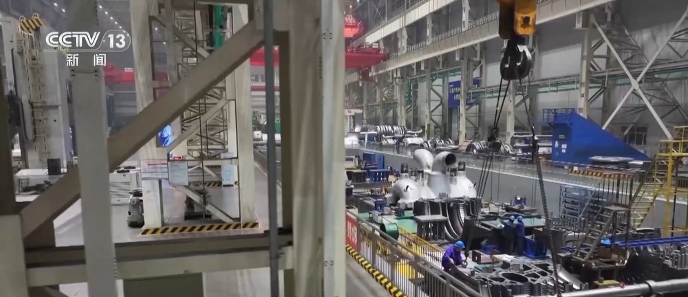 好嗨哟!夜幕哈尔滨 这些地方灯火通明→ 好嗨哟!夜幕哈尔滨 这些地方灯火通明→