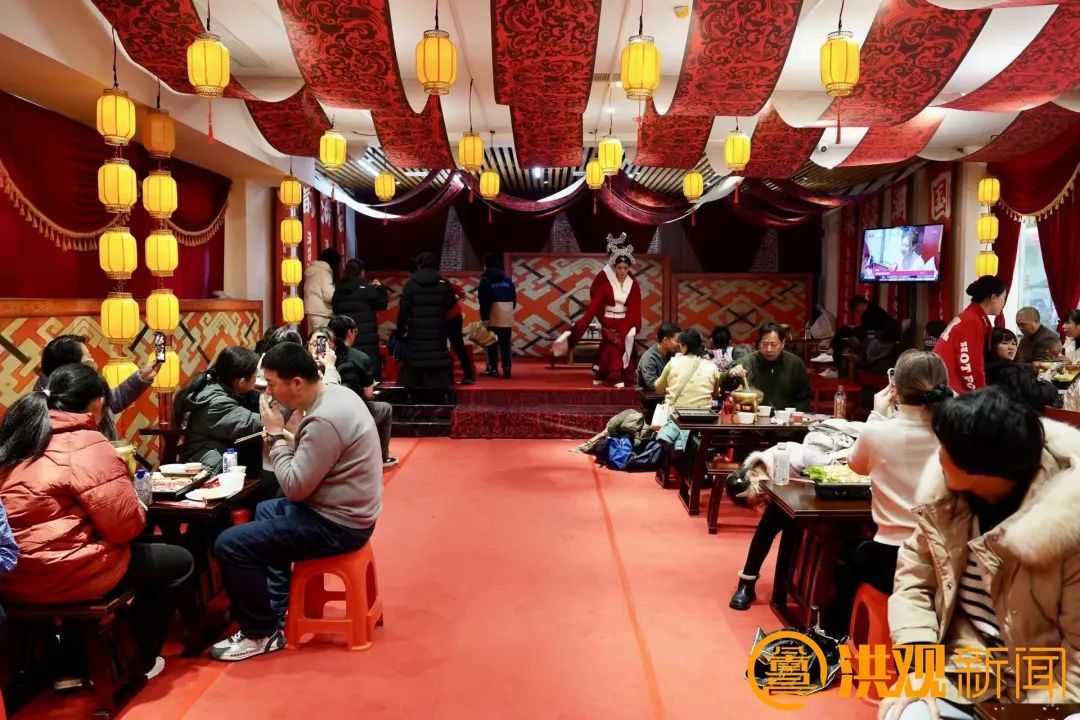 “吸睛”又“吸金”!“海昏侯”何以成“爆款”? “吸睛”又“吸金”!“海昏侯”何以成“爆款”?