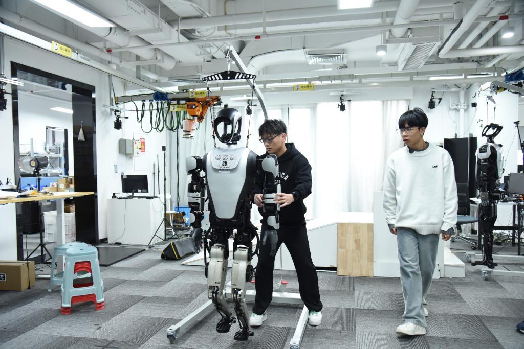 人形机器人“加速跑” 何时能进入日常生活？