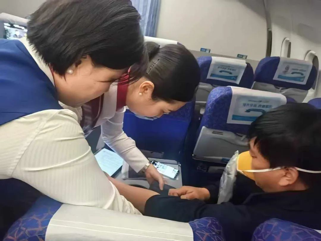 飞往沈阳!“CZ6304”紧急备降! 飞往沈阳!“CZ6304”紧急备降!