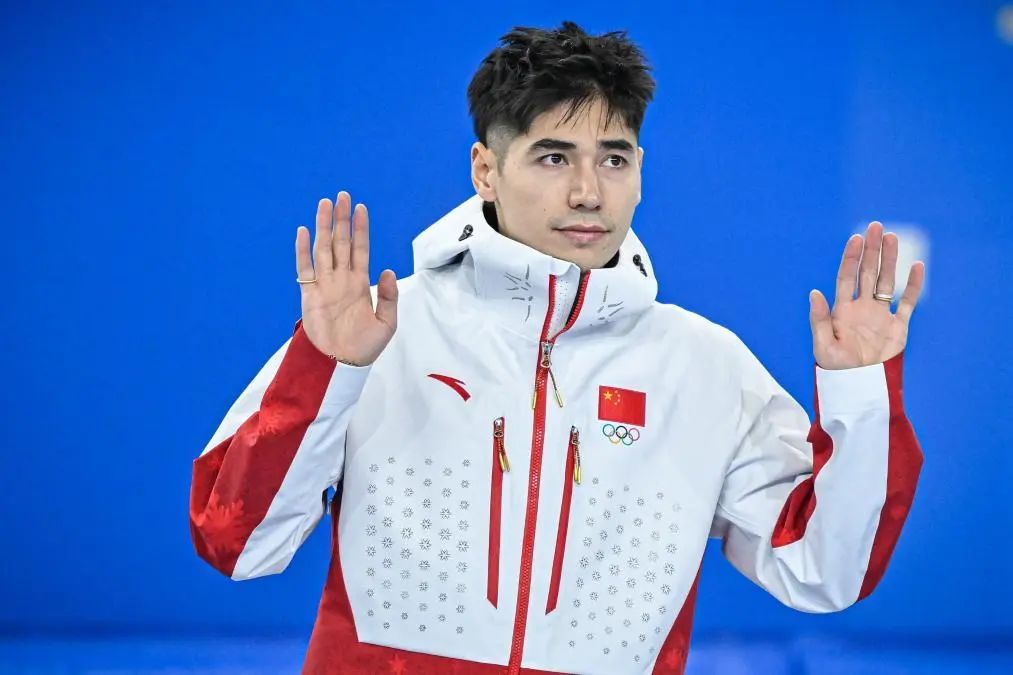 亚冬会短道速滑项目全部结束：比韩国少拿4金，但斗志昂扬，米兰可期