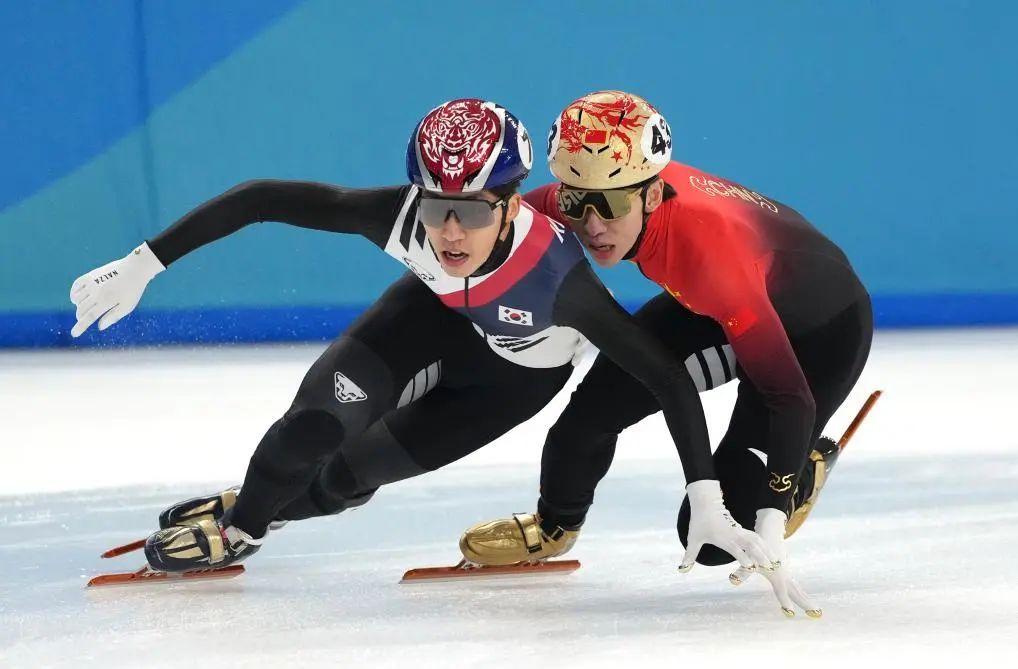 亚冬会短道速滑项目全部结束：比韩国少拿4金，但斗志昂扬，米兰可期