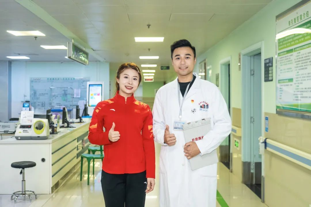 31岁医生减肥后成健美冠军！网友惊呼：太励志！