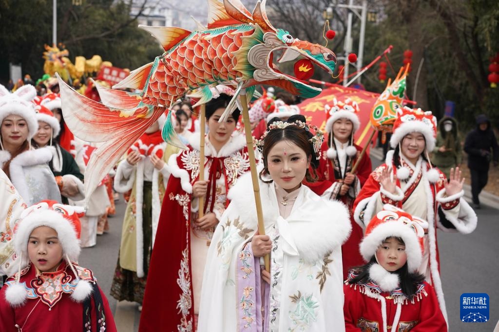 江苏盱眙：民俗展演迎元宵