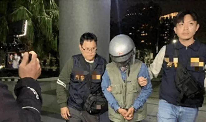 台湾高雄惊现连环杀人案,已有3人遇害!传“死亡笔记”上有10人,警方回应 台湾高雄惊现连环杀人案,已有3人遇害!传“死亡笔记”上有10人,警方回应