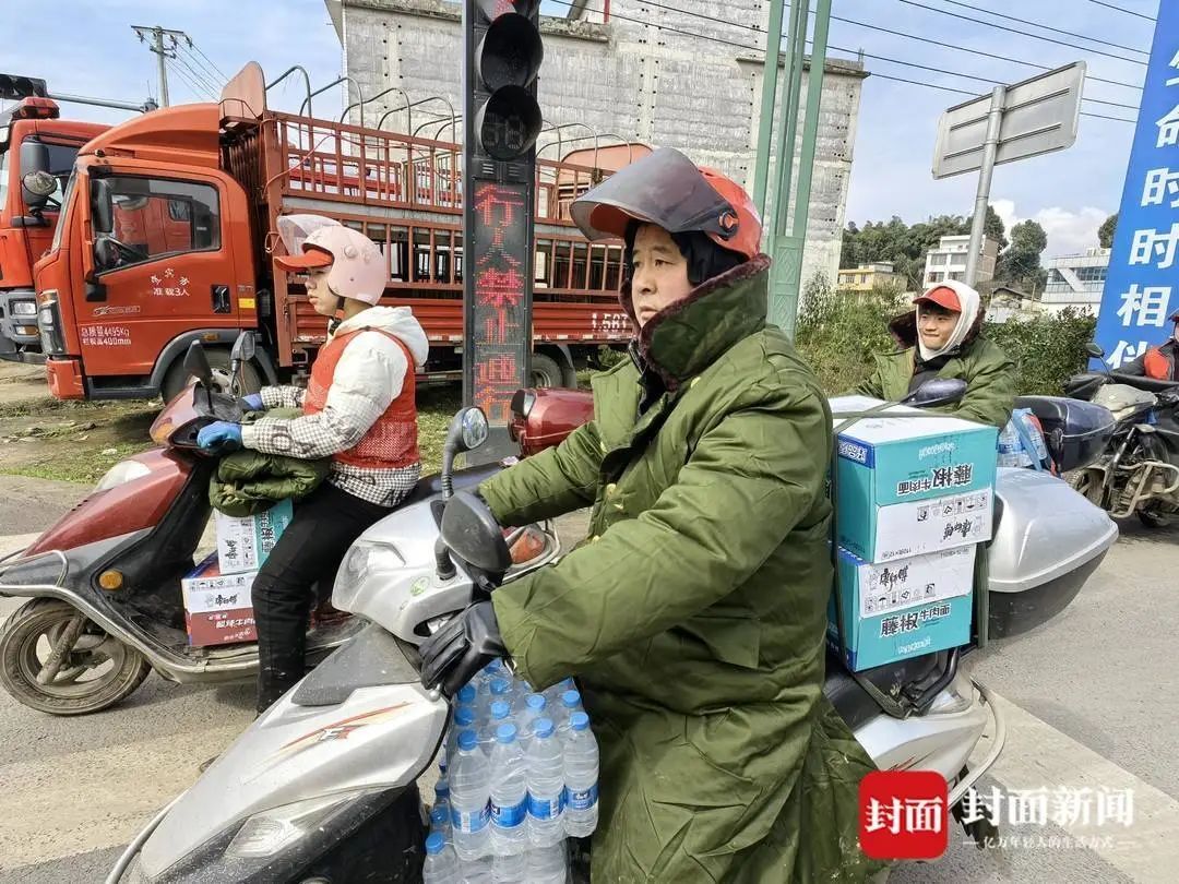 “再冷也要上！”筠连摩托运输队：明知山有险，偏向险中行