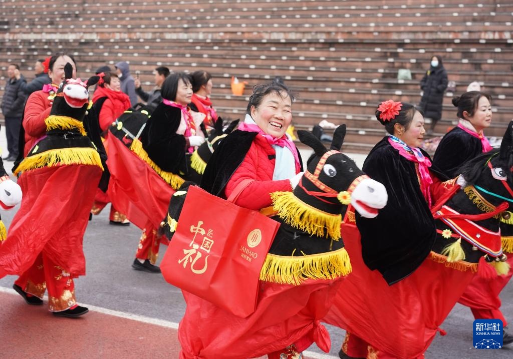 江苏盱眙：民俗展演迎元宵